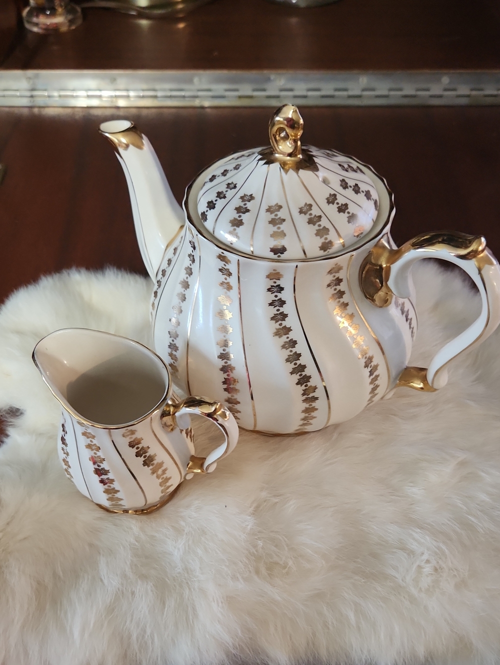 Sadler Teapot & Creamer with Gold Trim